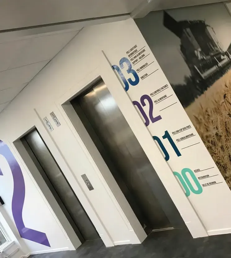 signalétique d'étage VIZYON